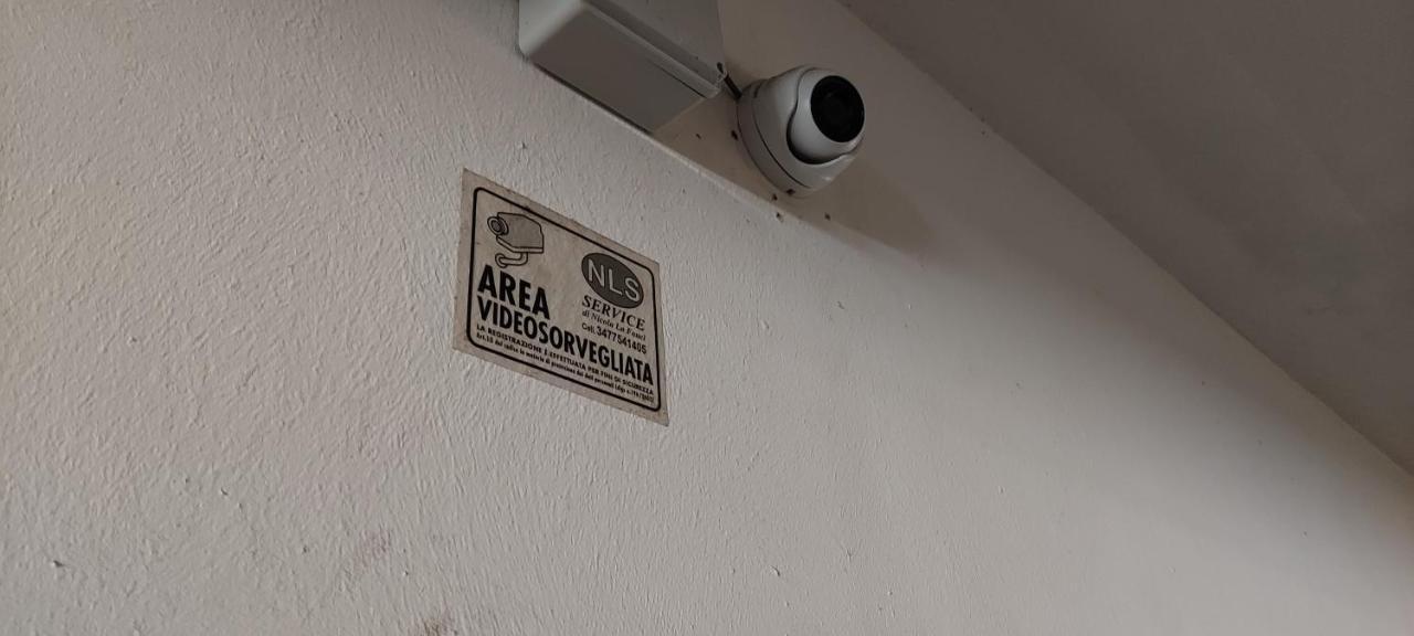 Manzoni Apartment メッシーナ エクステリア 写真