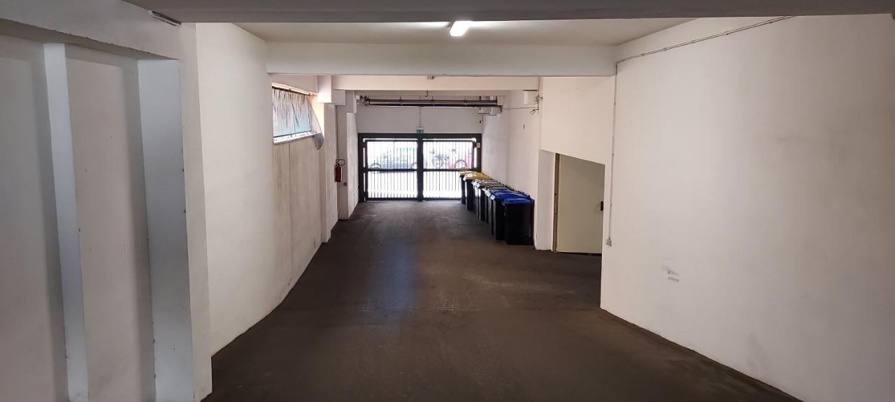 Manzoni Apartment メッシーナ エクステリア 写真